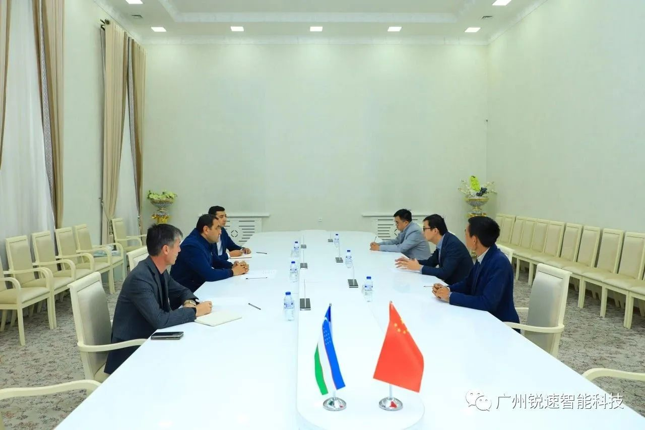 广州锐速在乌兹别克斯坦的举办展会期间，受到了费尔干纳州长的热情接见
